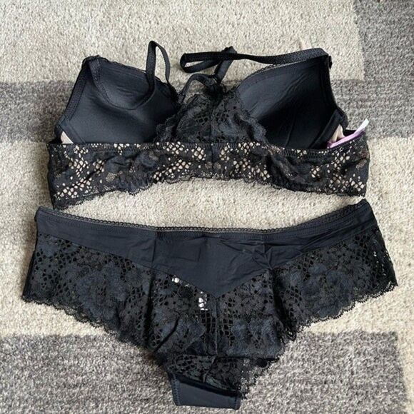 Adore me push up set - Picture 3 of 7